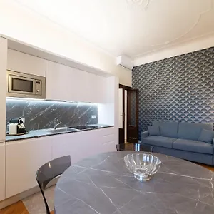 apt-casa-bella-16-luxury-milano.italymilanhotels.net/